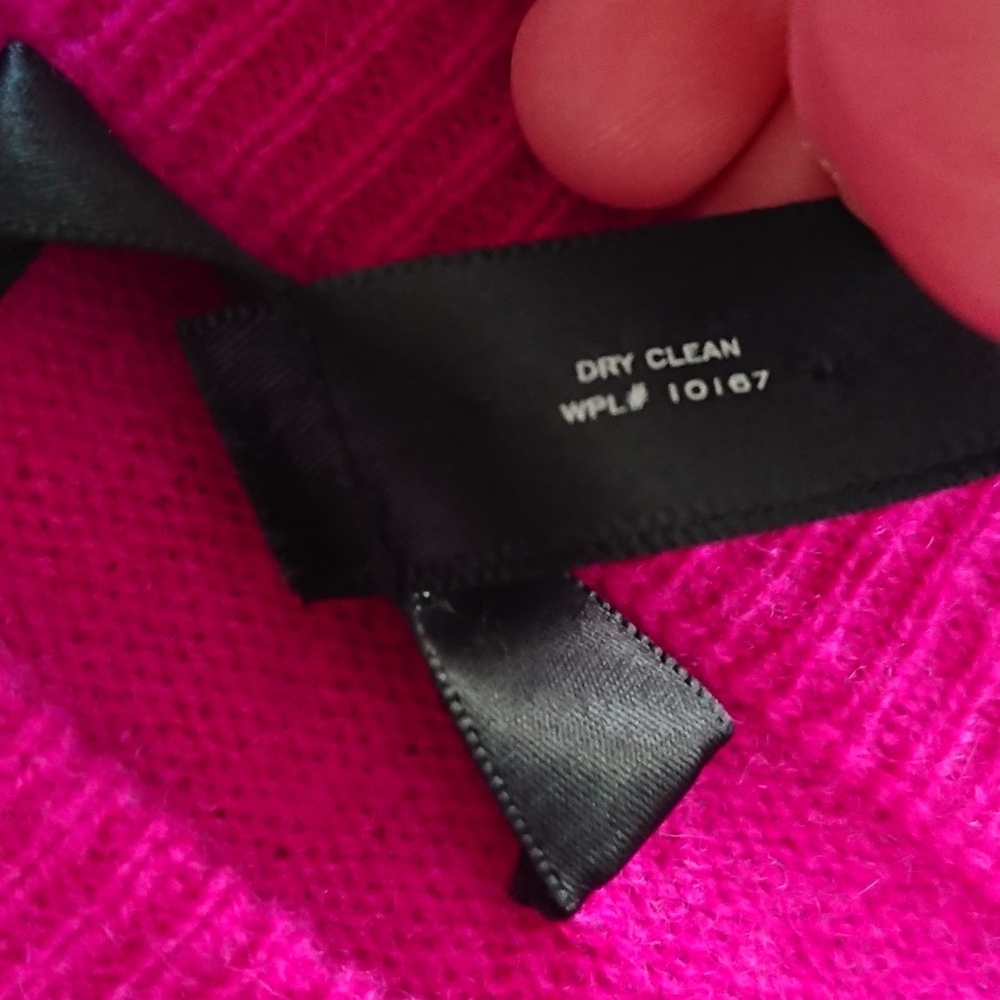 AQUA 100% Cashmere Balloon Sleeve Sweater in magenta size S - Picture 15 of 15